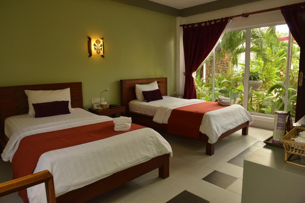 Ropanha Boutique Hotel Σίχανουκβιλ Εξωτερικό φωτογραφία